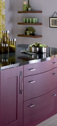 Kitchen in Aubergine and curved