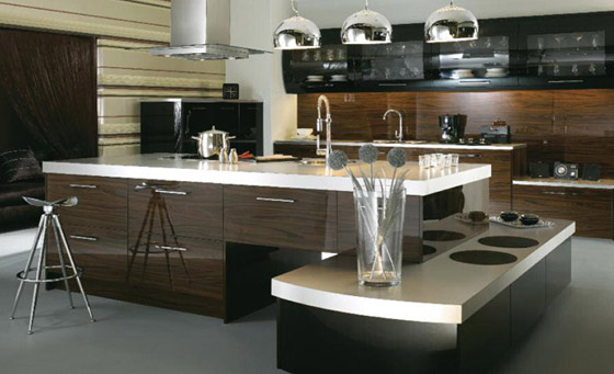 Kitchen as Ultra High Gloss Black & Ebony